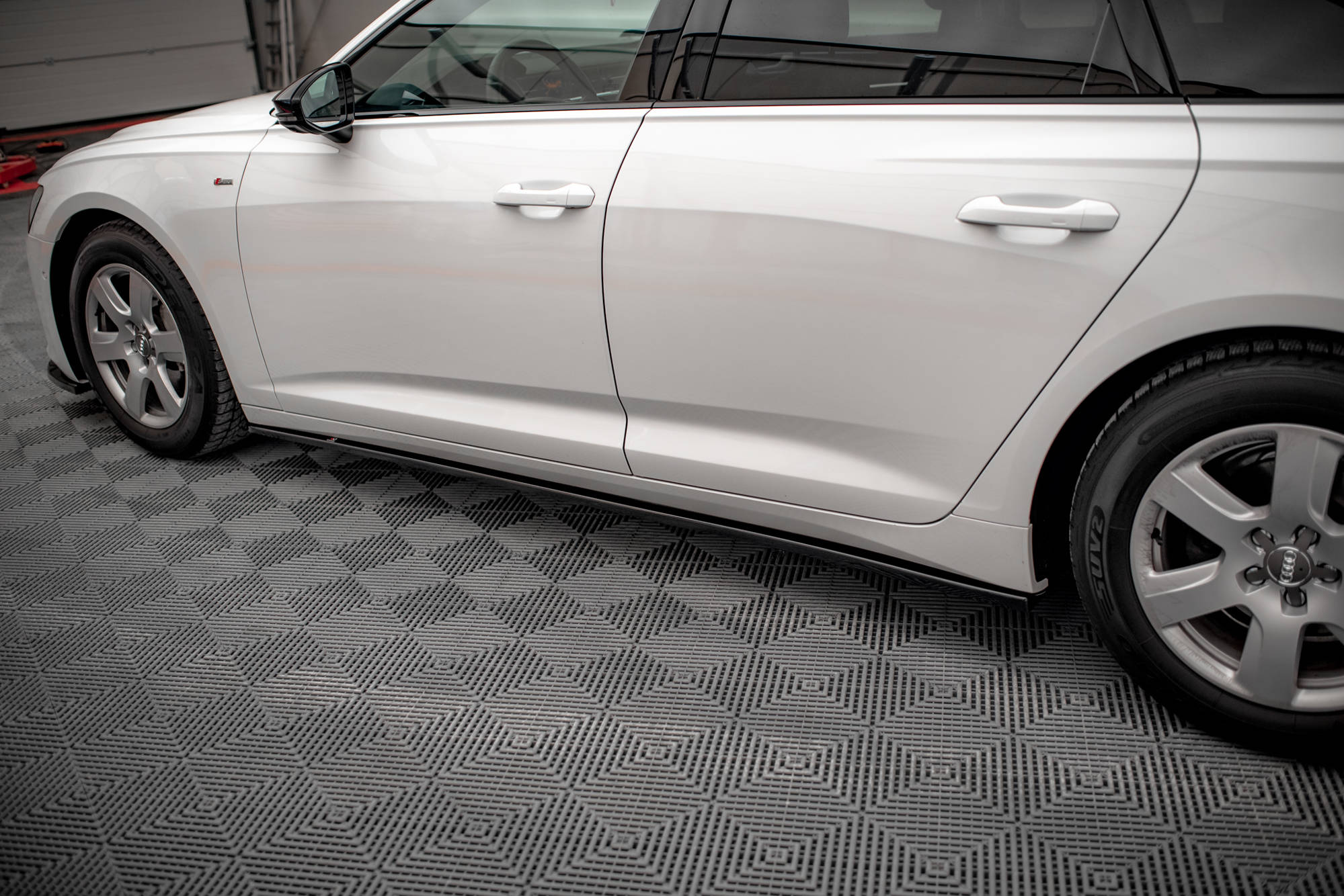 Side Skirts Diffusers Audi A6 C8 - Image 3
