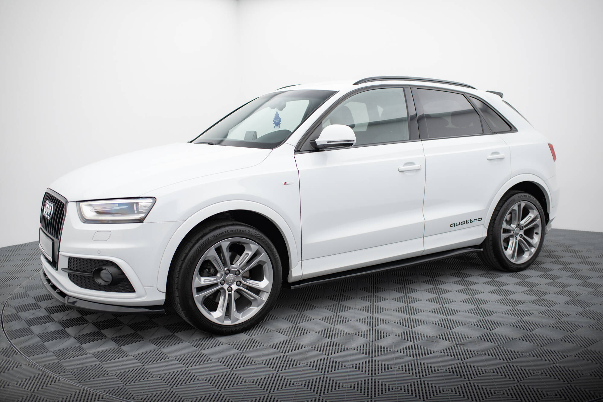 Side Skirts Diffusers Audi Q3 S-line 8U - Image 2