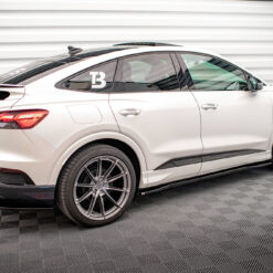 Alternative view of Side Skirts Diffusers Audi Q4 e-tron Sportback S-line Mk1