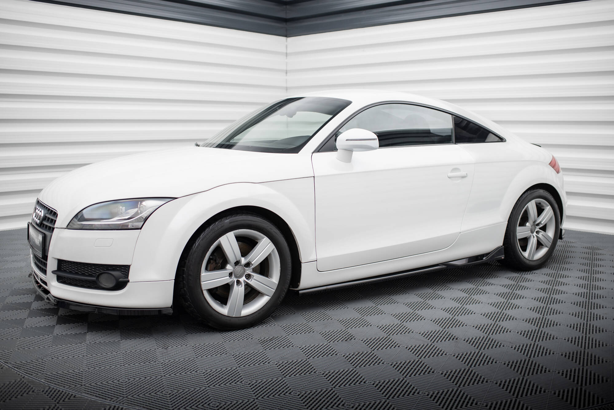 Side Skirts Diffusers Audi TT 8J - Image 2