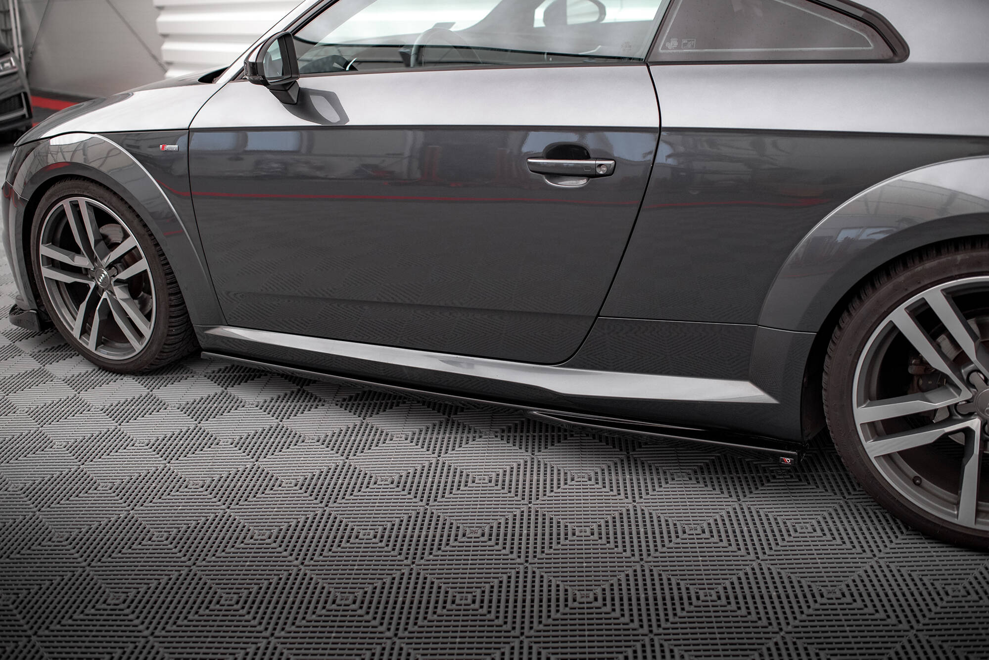 Side Skirts Diffusers Audi TT S-Line 8S - Image 2
