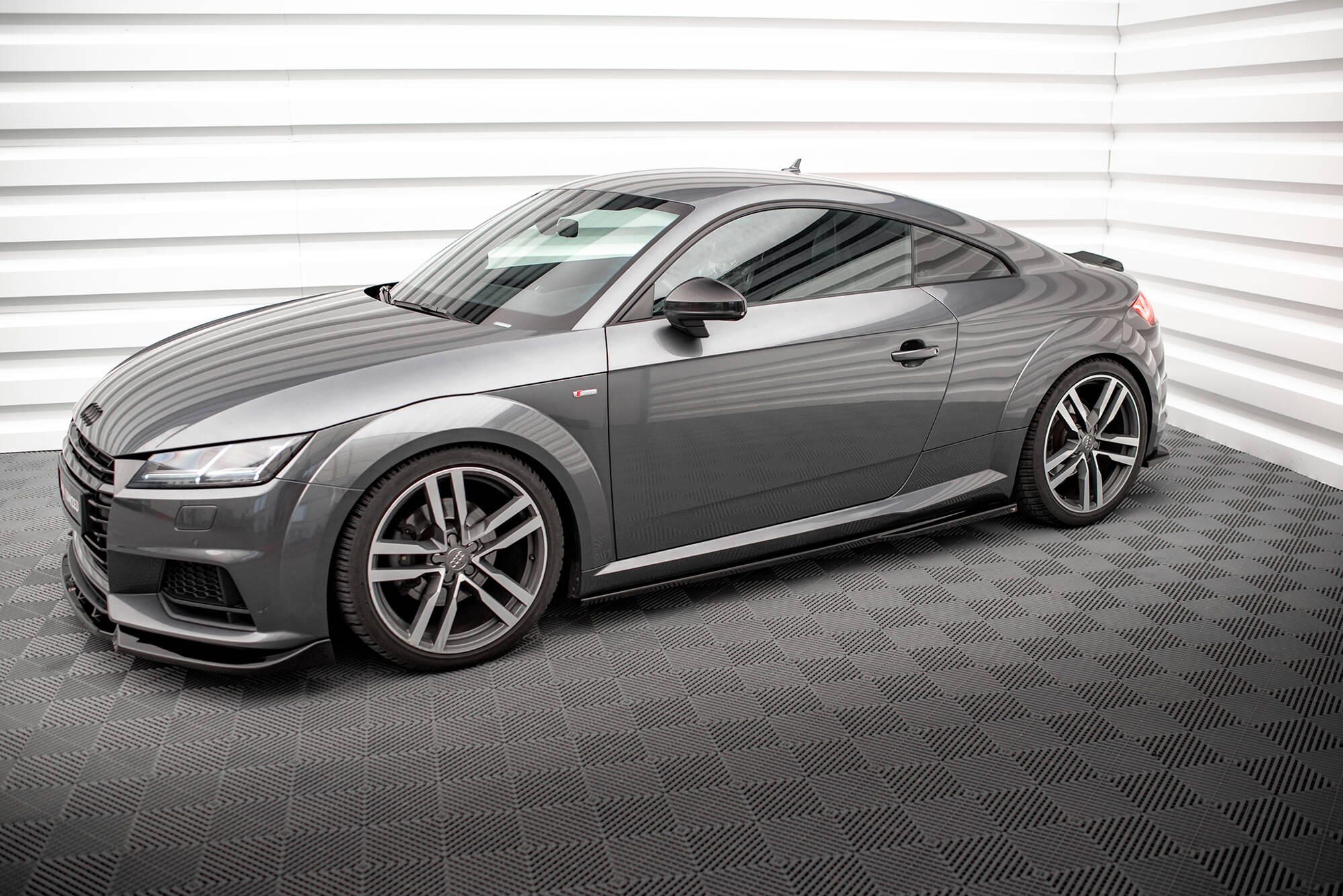 Side Skirts Diffusers Audi TT S-Line 8S - Image 3