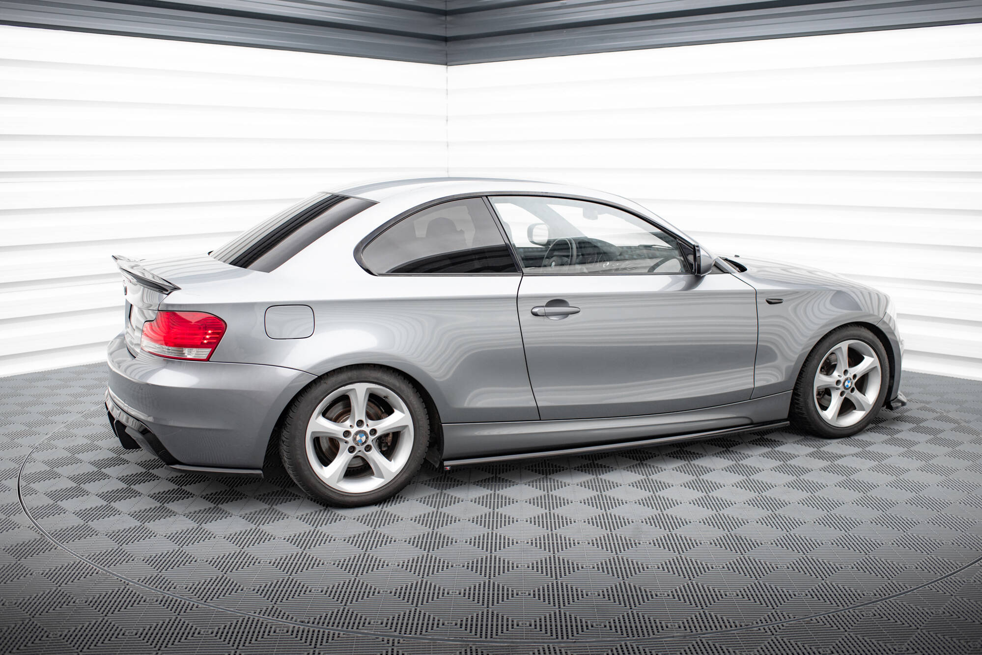 Side Skirts Diffusers BMW 1 M-Pack E82 - Image 2