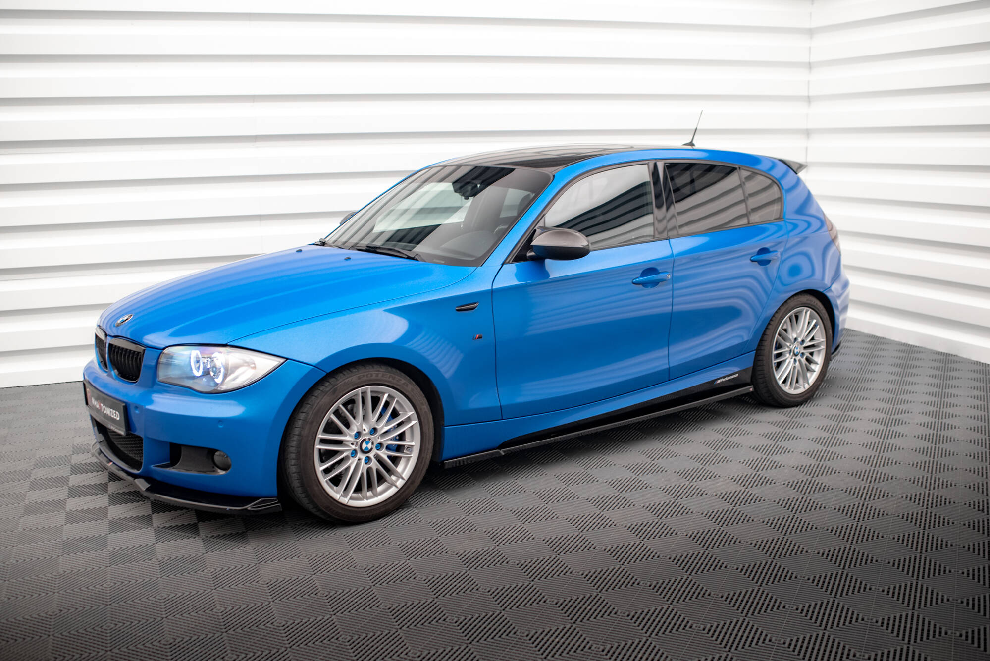 Side Skirts Diffusers BMW 1 M-Pack E87 Facelift - Image 3