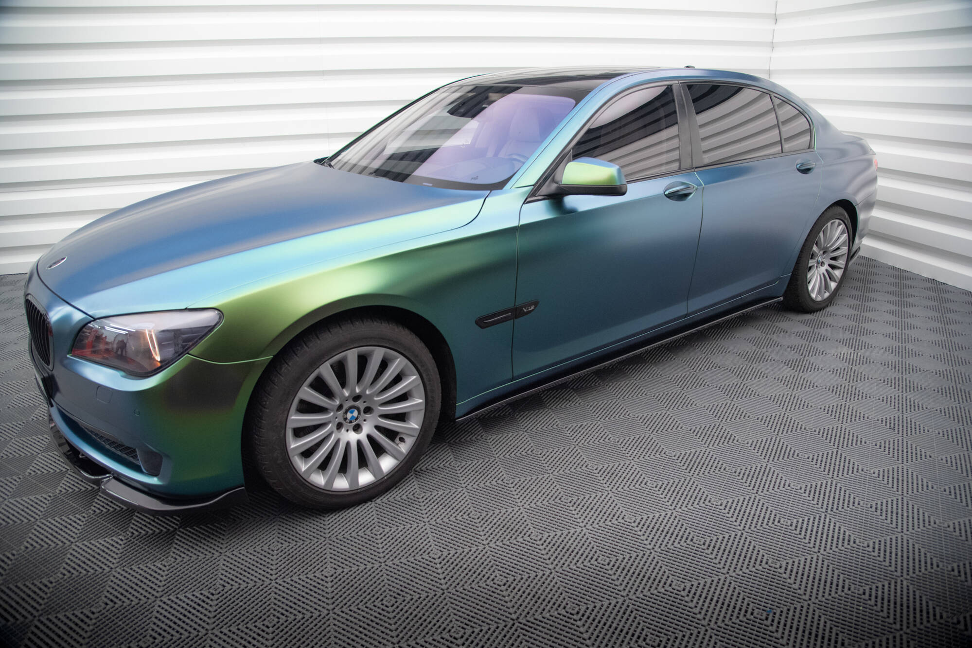 Side Skirts Diffusers BMW 7 Long F02 - Image 2
