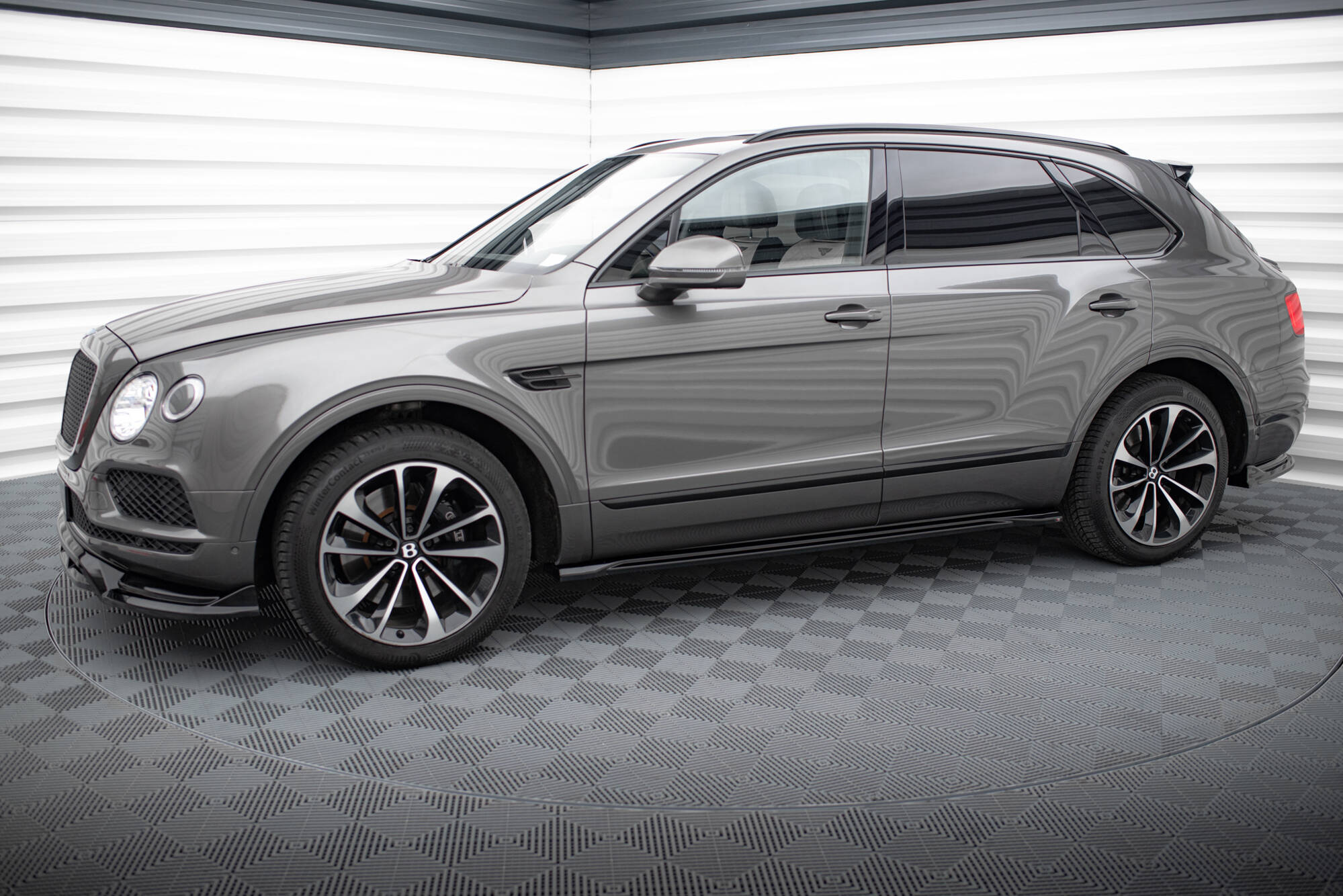 Side Skirts Diffusers Bentley Bentayga Mk1 - Image 2