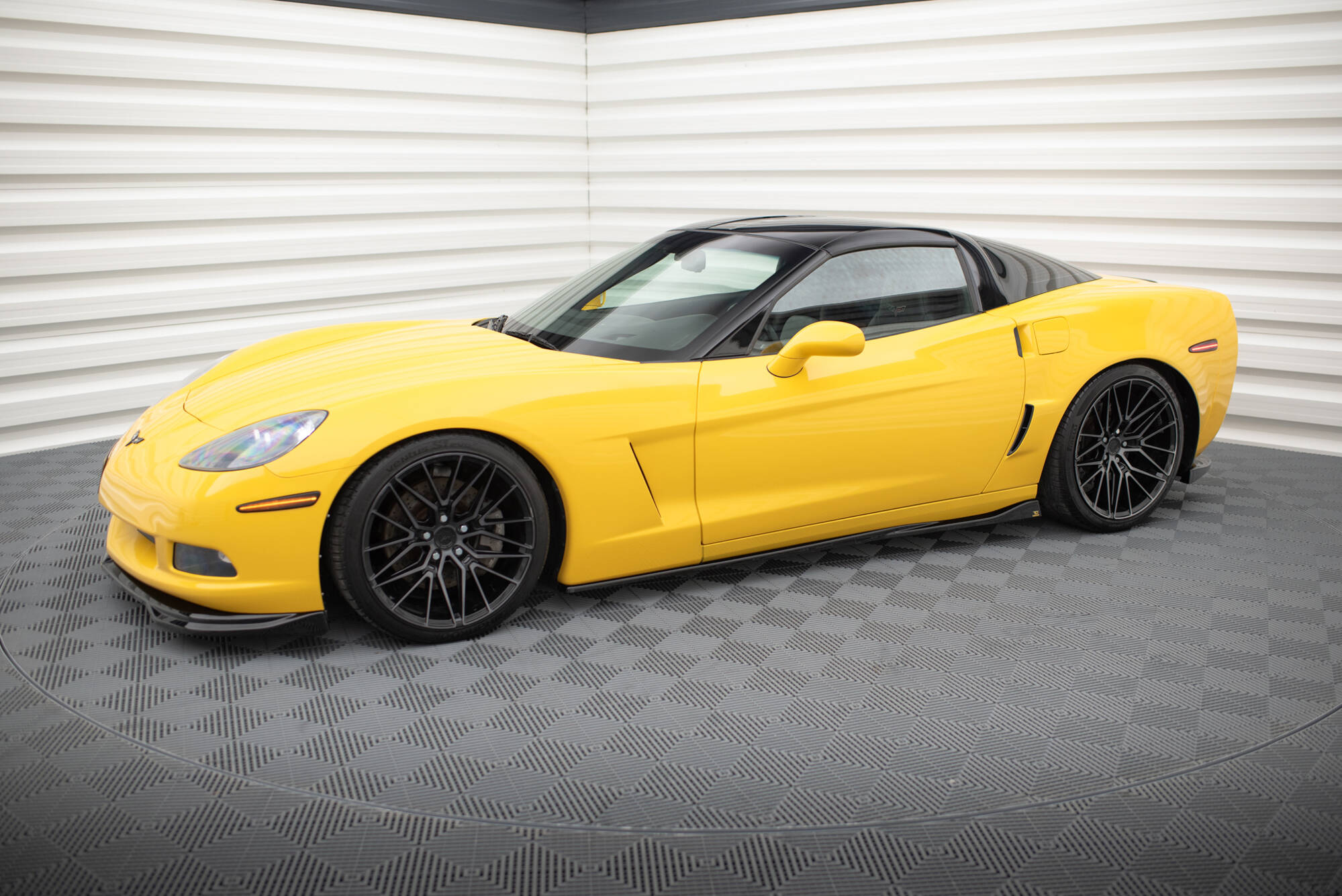 Side Skirts Diffusers Chevrolet Corvette C6 - Image 2