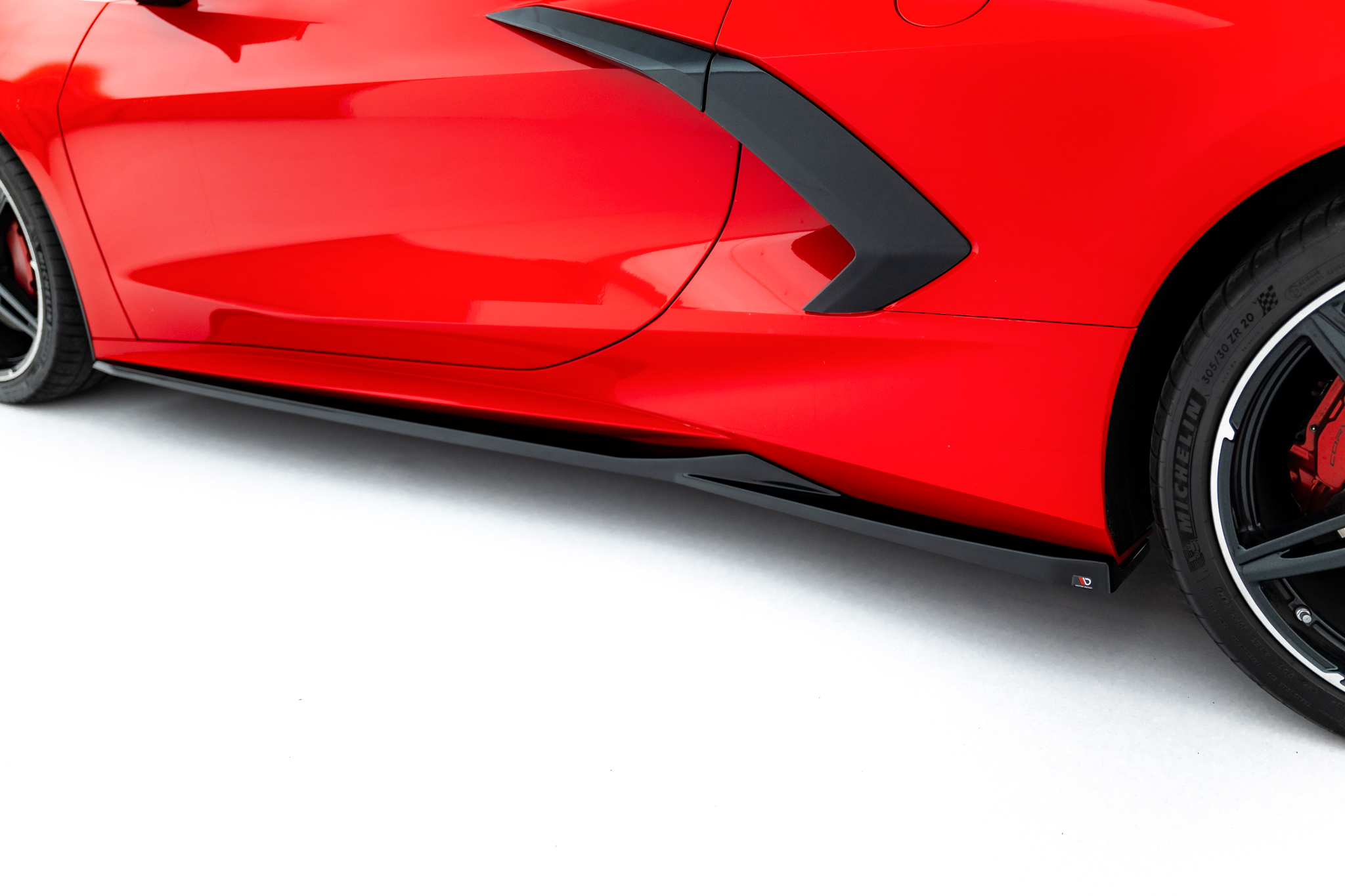 Side Skirts Diffusers Chevrolet Corvette C8 - Image 2