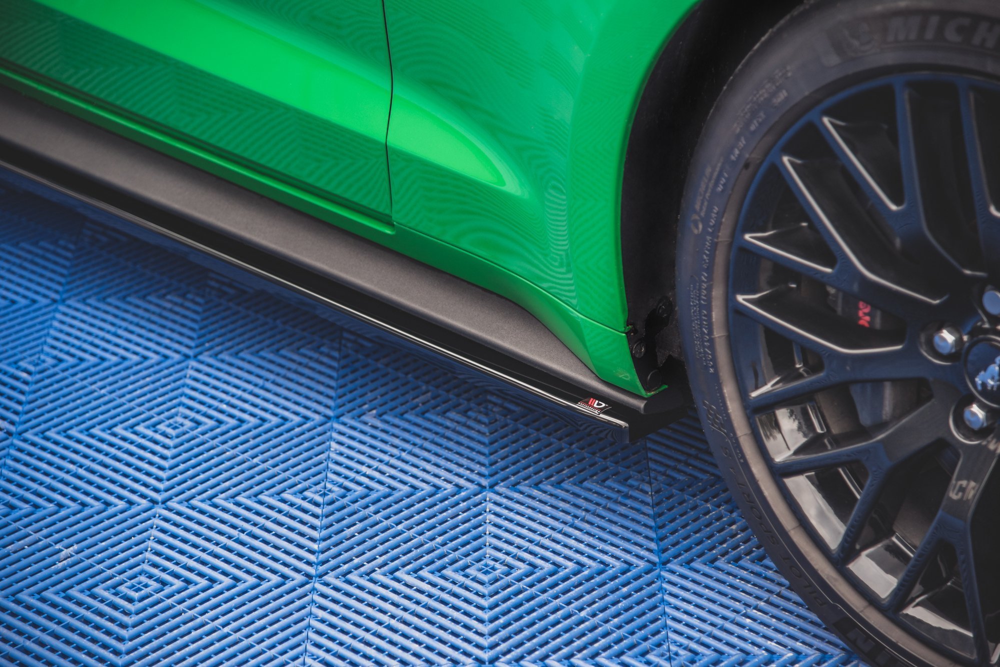 Side Skirts Diffusers + Flaps Ford Mustang GT Mk6 Facelift - Image 2