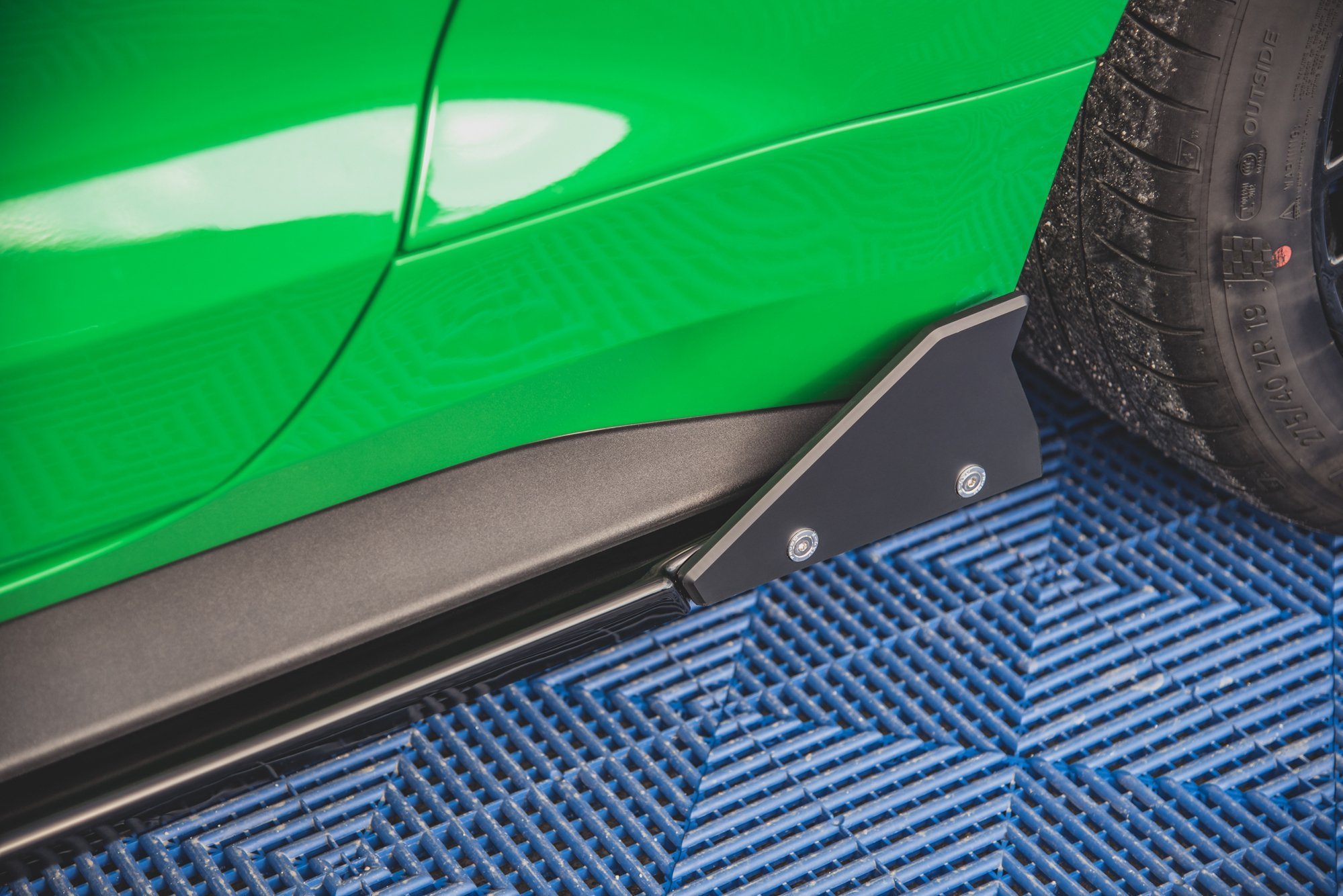 Side Skirts Diffusers + Flaps Ford Mustang GT Mk6 Facelift - Image 4