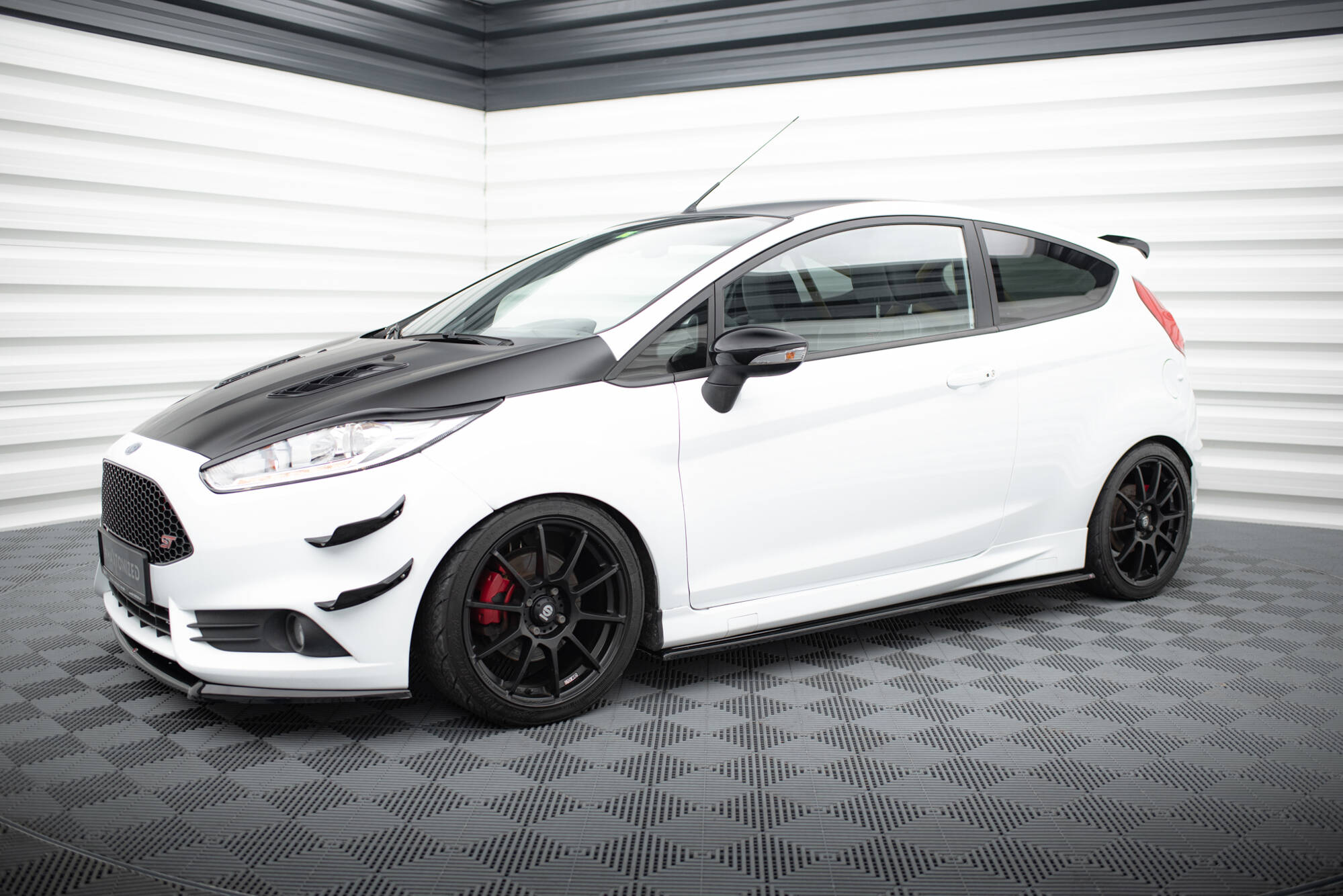 Side Skirts Diffusers Ford Fiesta ST / ST-Line Mk7 / Mk7 Facelift - Image 2