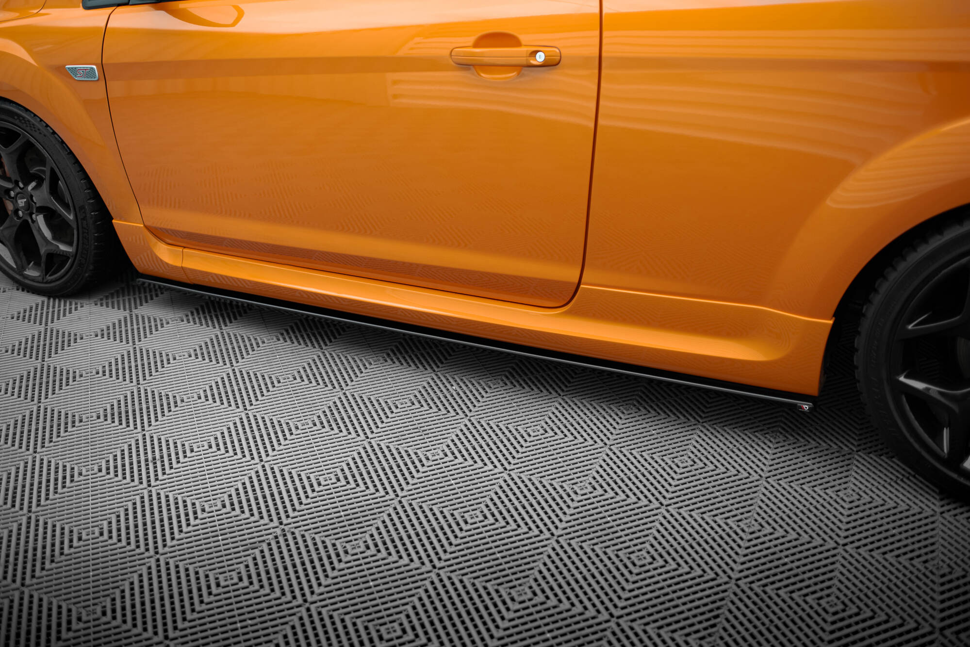 Side Skirts Diffusers Ford Focus ST Mk2 FL - Image 3