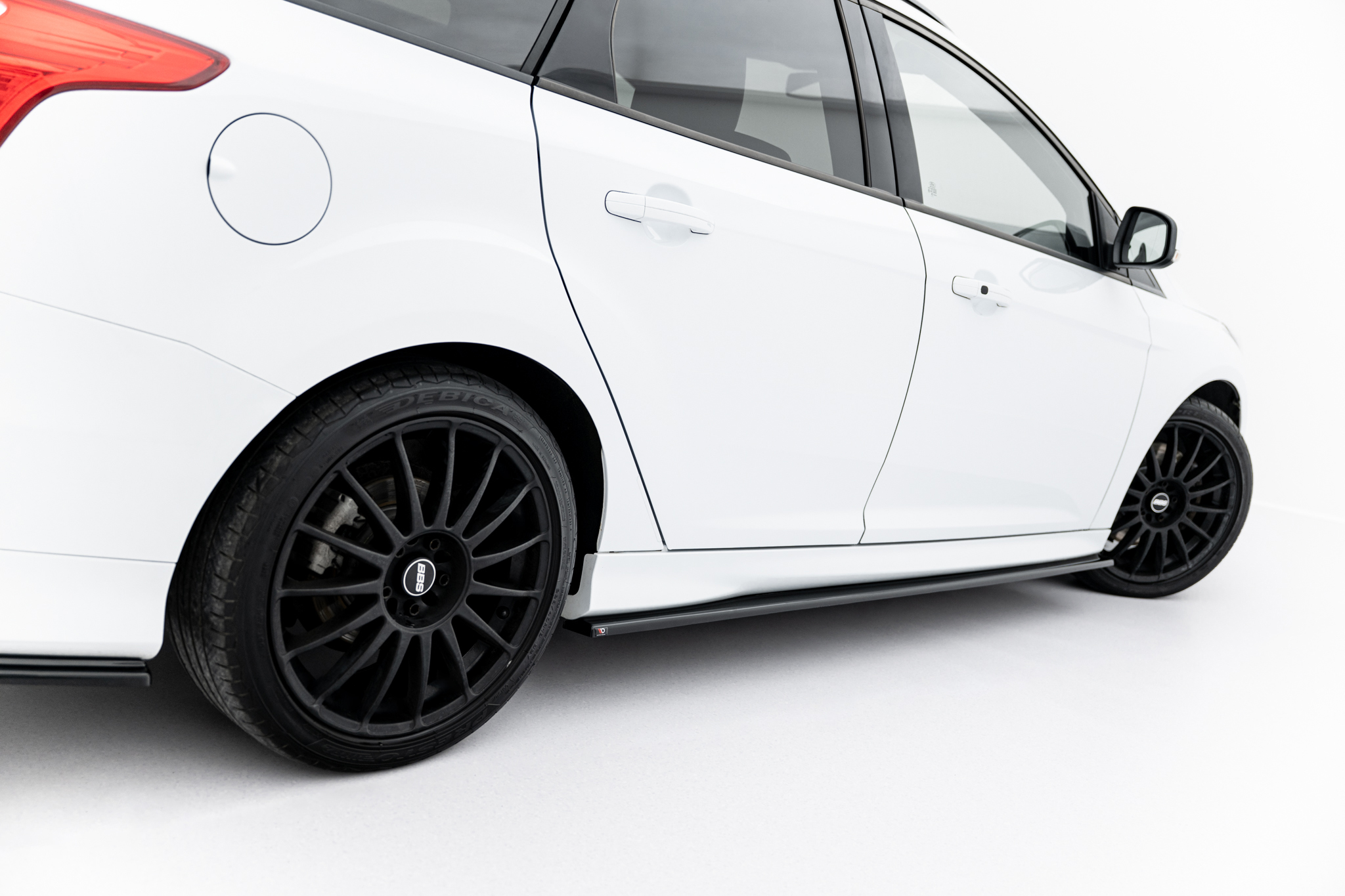 Side Skirts Diffusers Ford Focus ST / ST-Line Hatchback / Estate Mk3 / Mk3 Facelift - Image 3