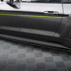 Alternative view of Side Skirts Diffusers Ford Mustang GT Mk6