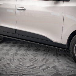 Alternative view of Side Skirts Diffusers Hyundai ix35 Mk1
