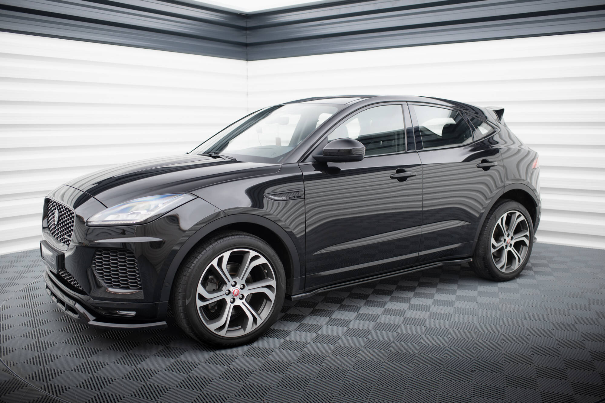 Side Skirts Diffusers Jaguar E-Pace R-Dynamic Mk1 - Image 2