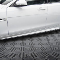 Side Skirts Diffusers Jaguar XE R-Sport X760