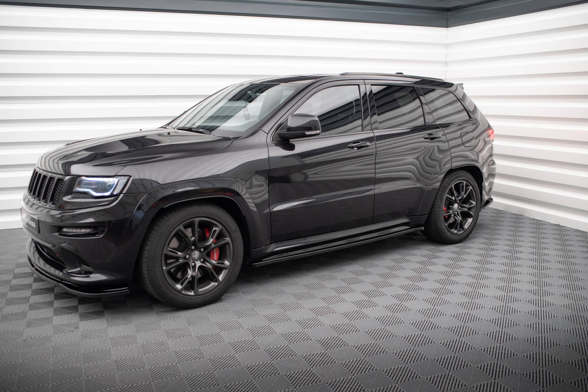 Side Skirts Diffusers Jeep Grand Cherokee SRT WK2 Facelift - Image 2