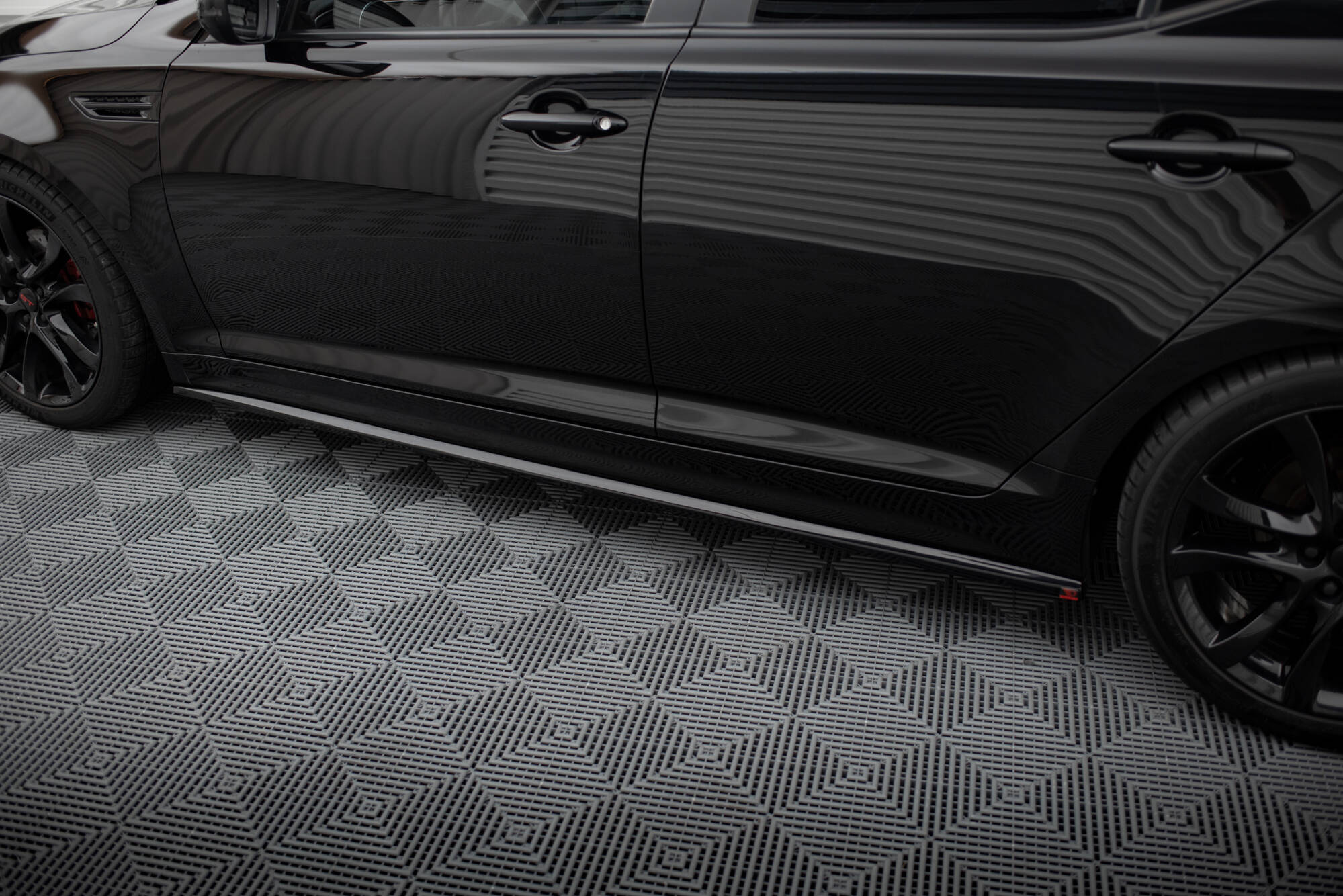 Side Skirts Diffusers Kia Optima Mk3 - Image 2