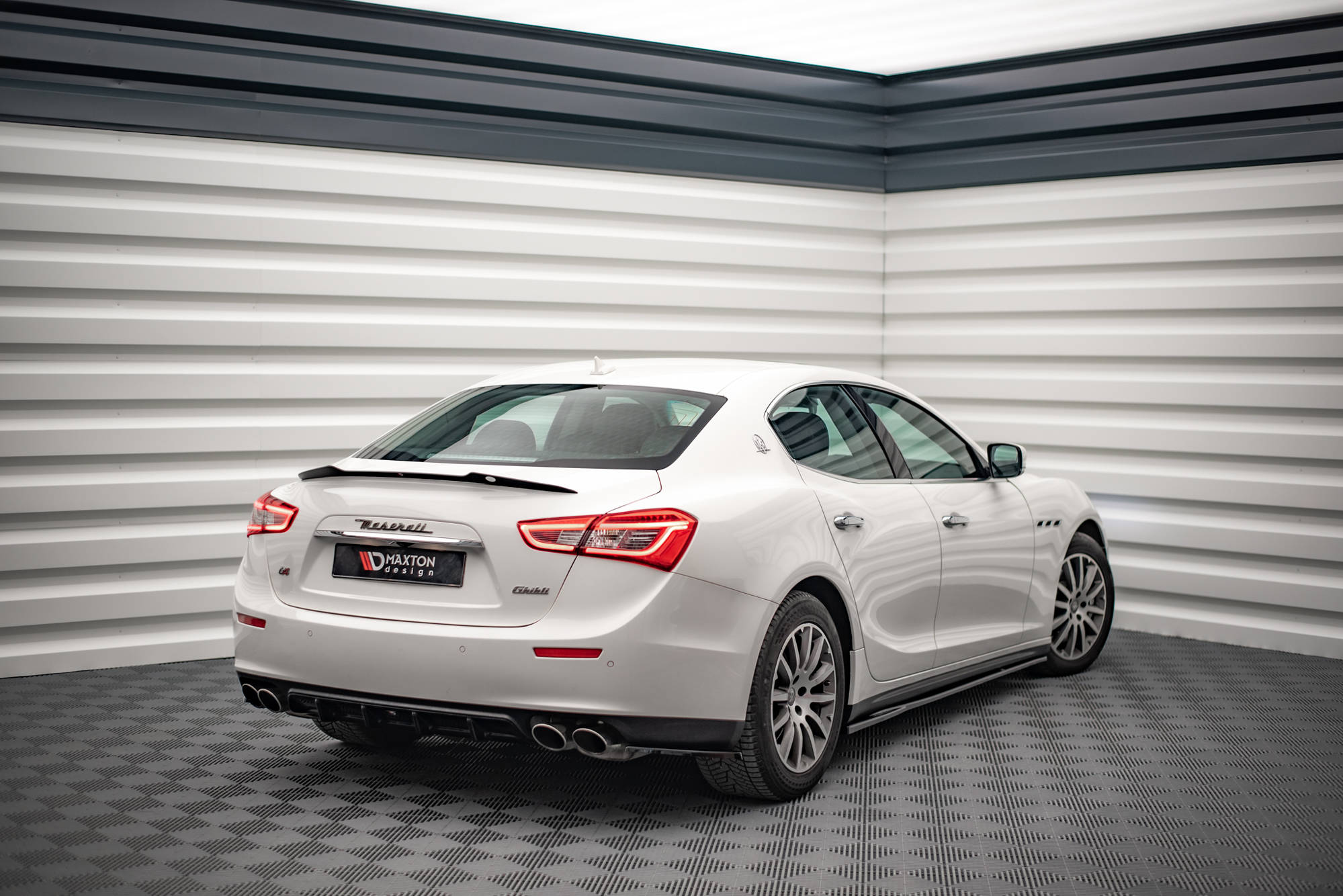 Side Skirts Diffusers Maserati Ghibli Mk3 - Image 2