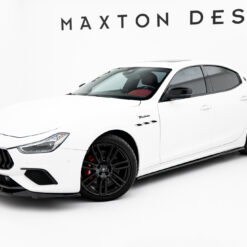 Alternative view of Side Skirts Diffusers Maserati Ghibli Modena Mk3 Facelift