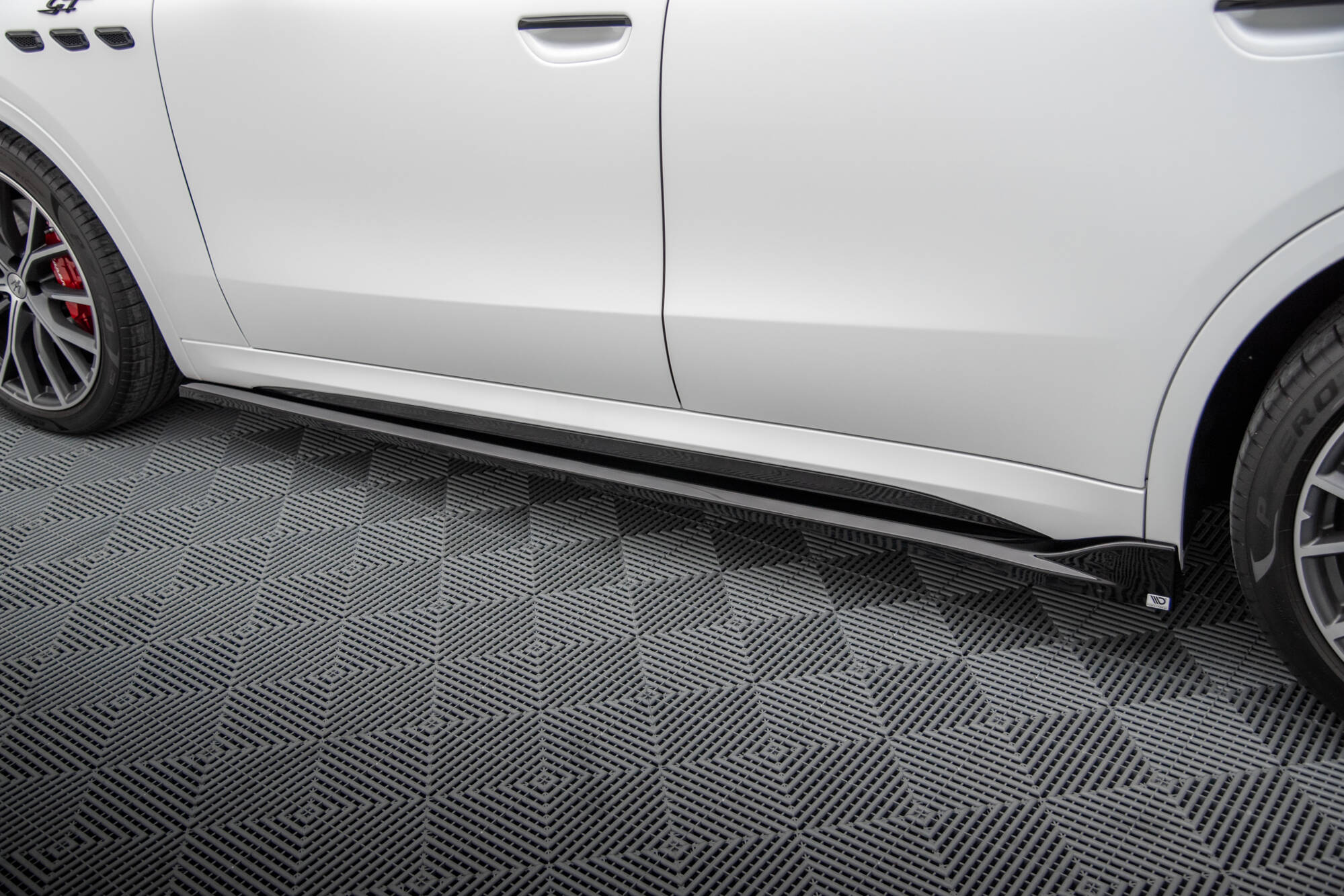 Side Skirts Diffusers Maserati Grecale GT / Modena Mk1 - Image 3
