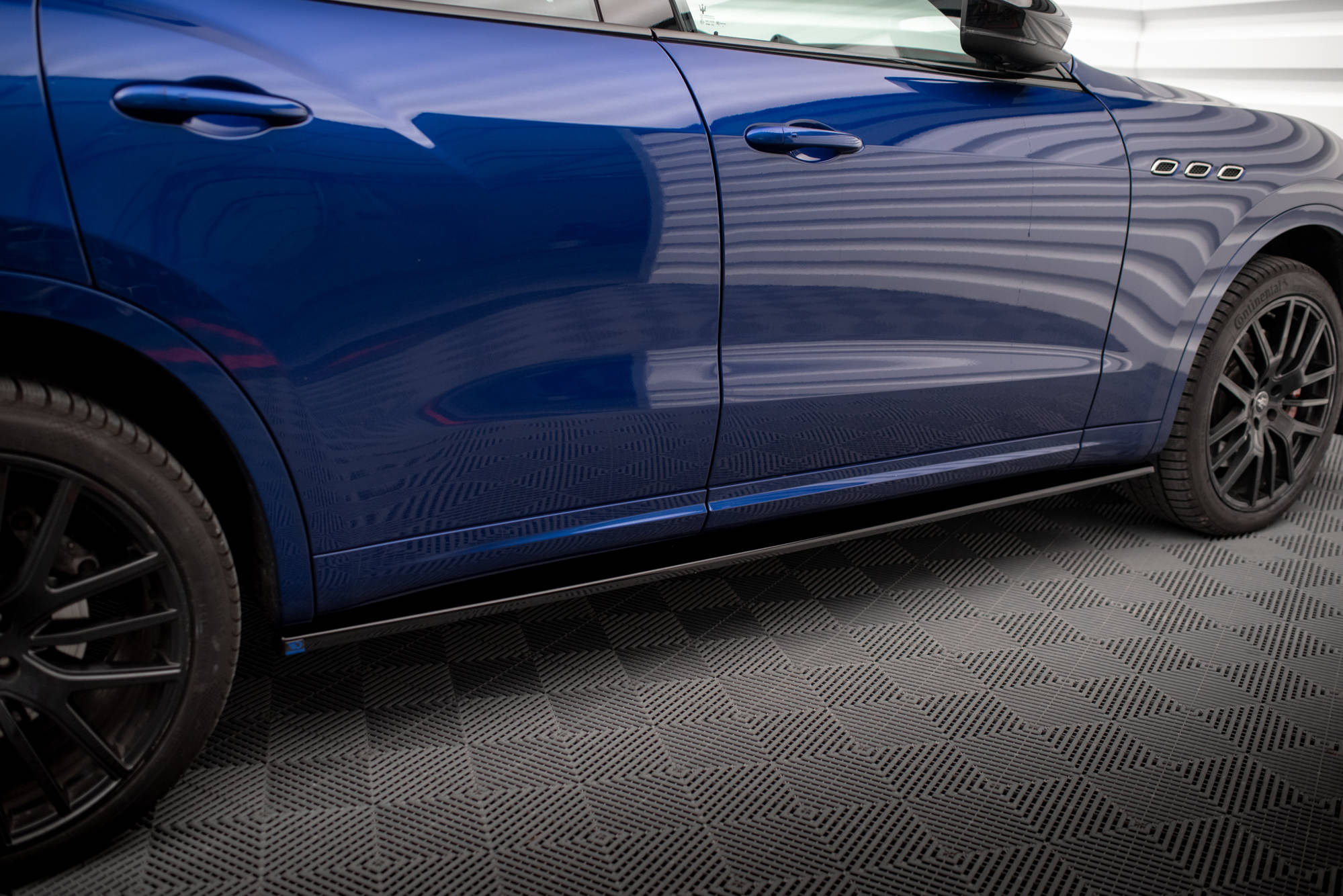 Side Skirts Diffusers Maserati Levante GTS / Trofeo Mk1 - Image 2