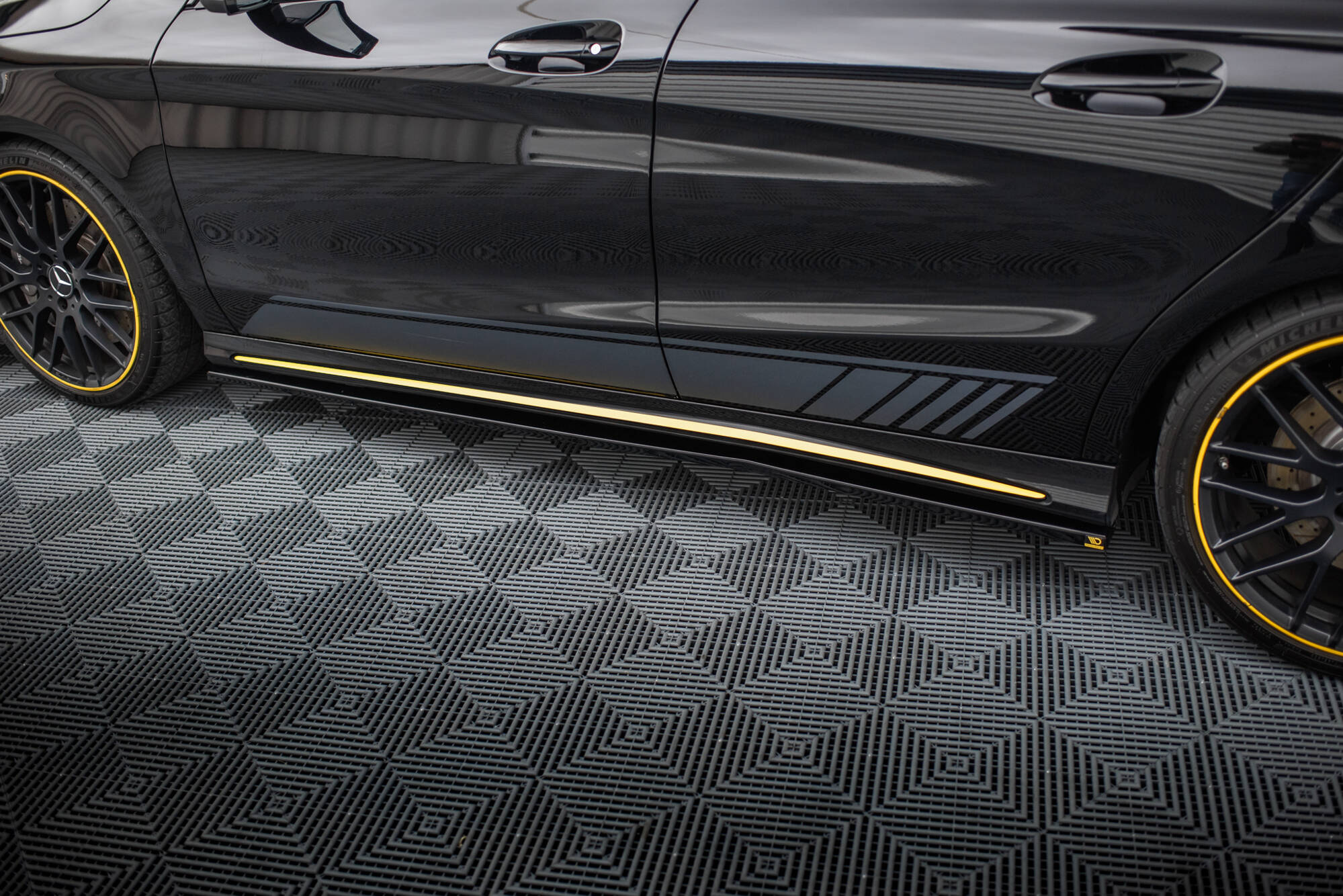 Side Skirts Diffusers Mercedes-AMG CLA 45 C117 Facelift - Image 3
