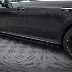 Alternative view of Side Skirts Diffusers Mercedes-AMG GT 53 4-Door Coupe X290