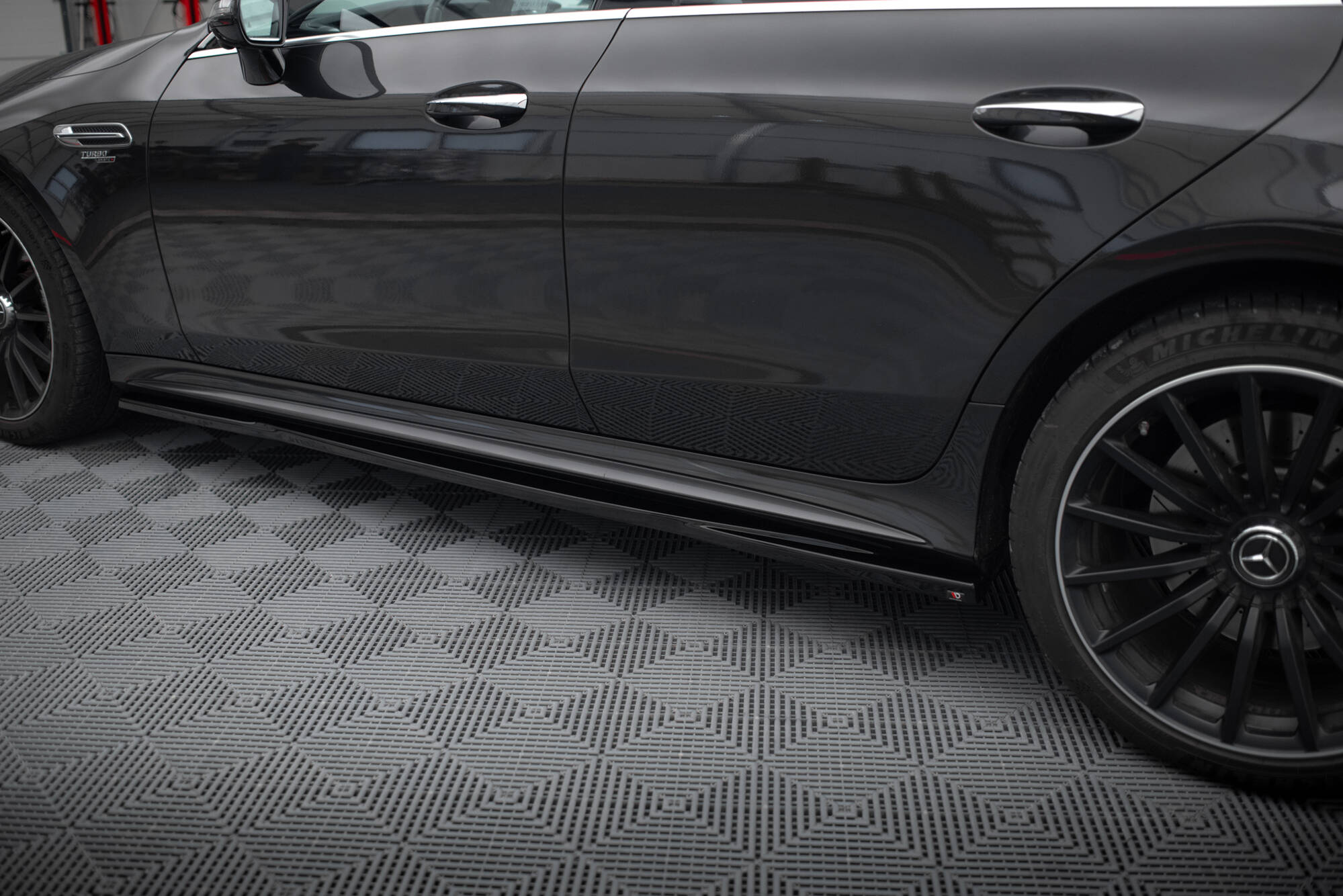 Side Skirts Diffusers Mercedes-AMG GT 53 4-Door Coupe X290 - Image 2