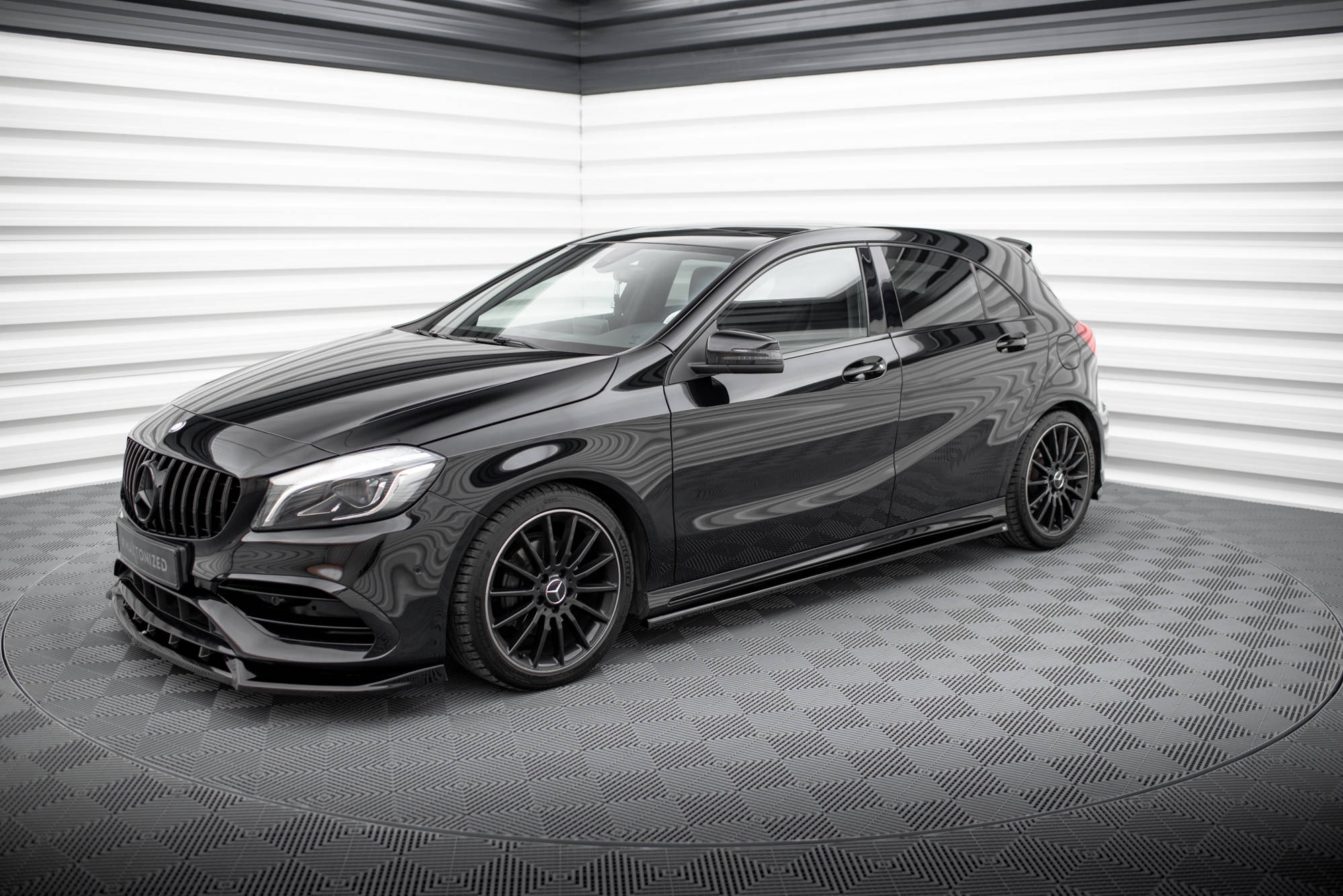 Side Skirts Diffusers Mercedes-Benz A AMG-Line W176 Facelif - Image 2