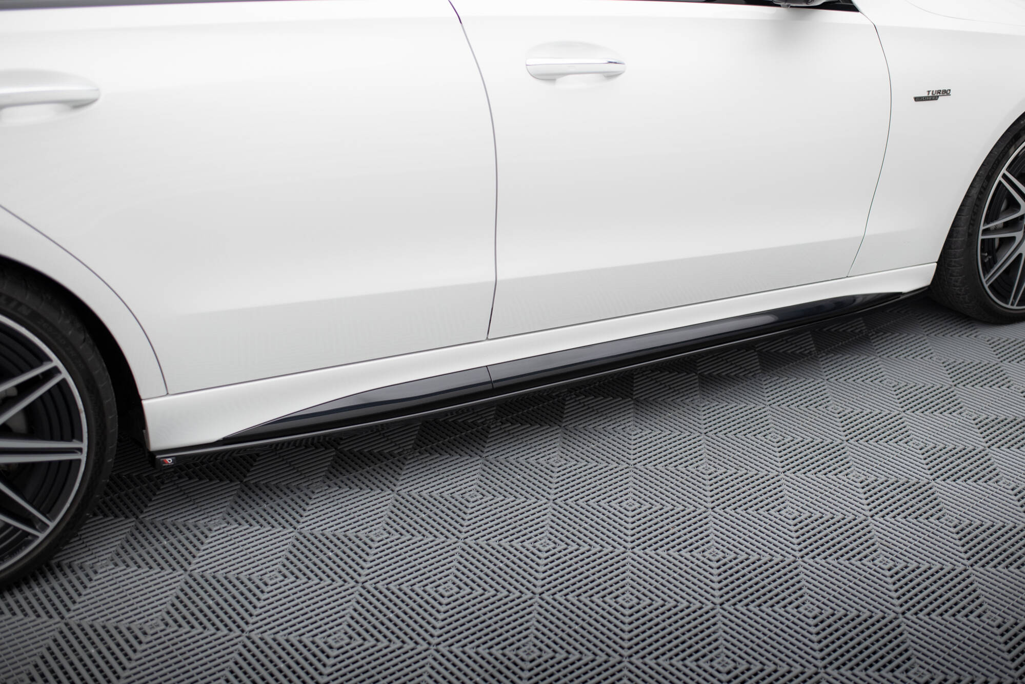 Side Skirts Diffusers Mercedes-Benz C AMG-Line / 43 AMG W206 - Image 5