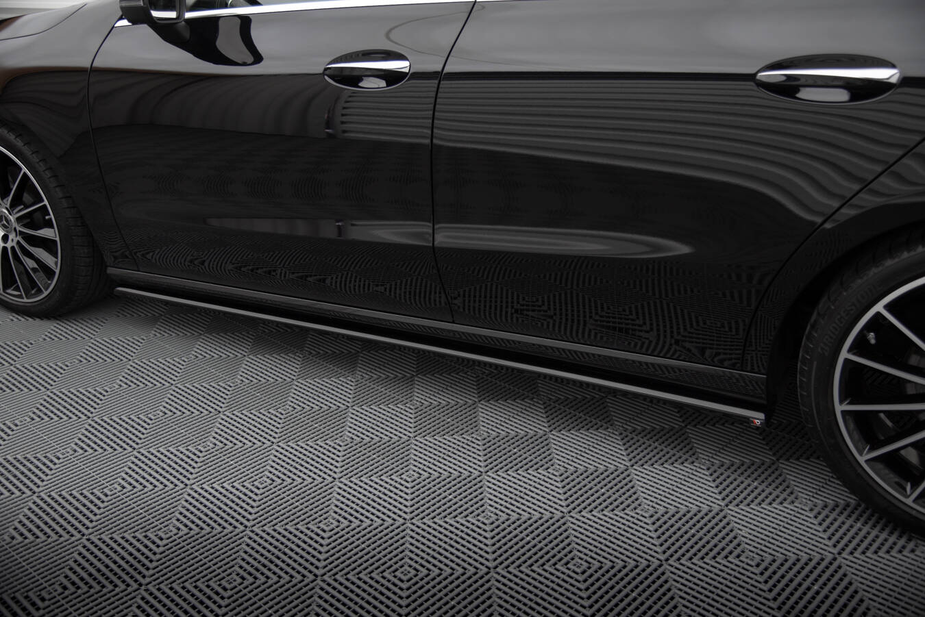 Side Skirts Diffusers Mercedes-Benz CLA C118 - Image 3