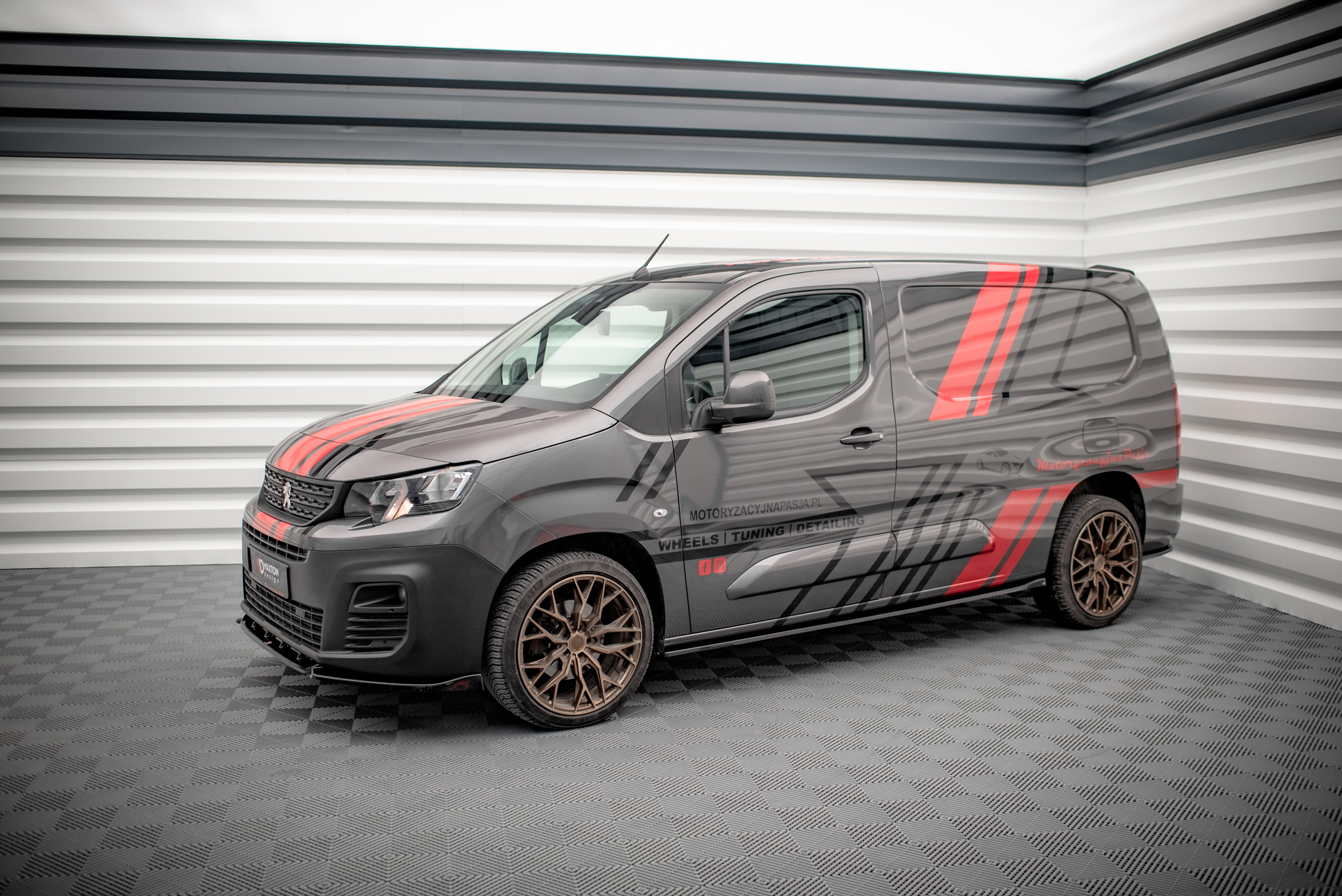 Side Skirts Diffusers Peugeot Partner Maxi Mk3 - Image 3
