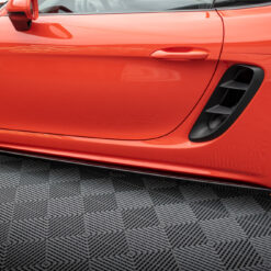 Alternative view of Side Skirts Diffusers Porsche 718 Cayman 982c