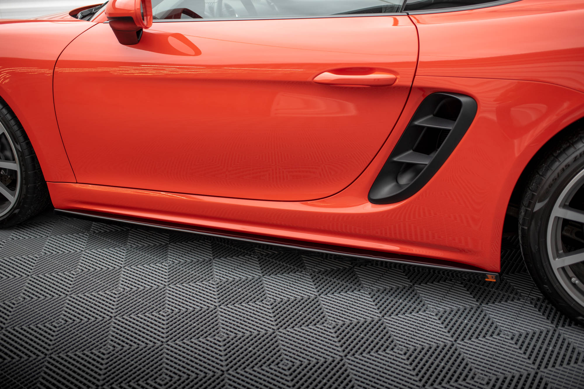 Side Skirts Diffusers Porsche 718 Cayman 982c - Image 2