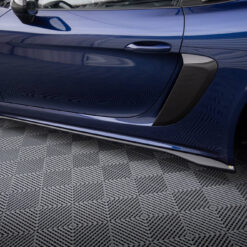 Alternative view of Side Skirts Diffusers Porsche 718 Cayman GT4 RS 982c