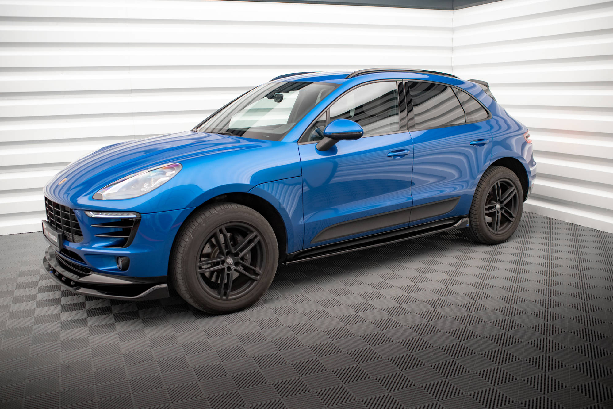 Side Skirts Diffusers Porsche Macan Mk1 - Image 3