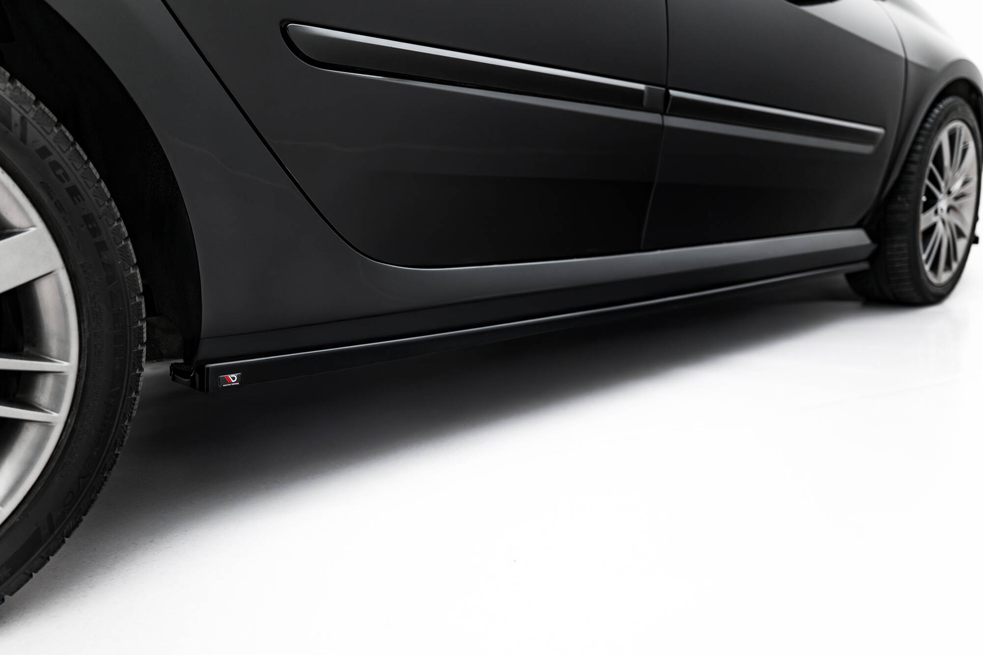 Side Skirts Diffusers Renault Laguna Hatchback GT Mk3 - Image 3