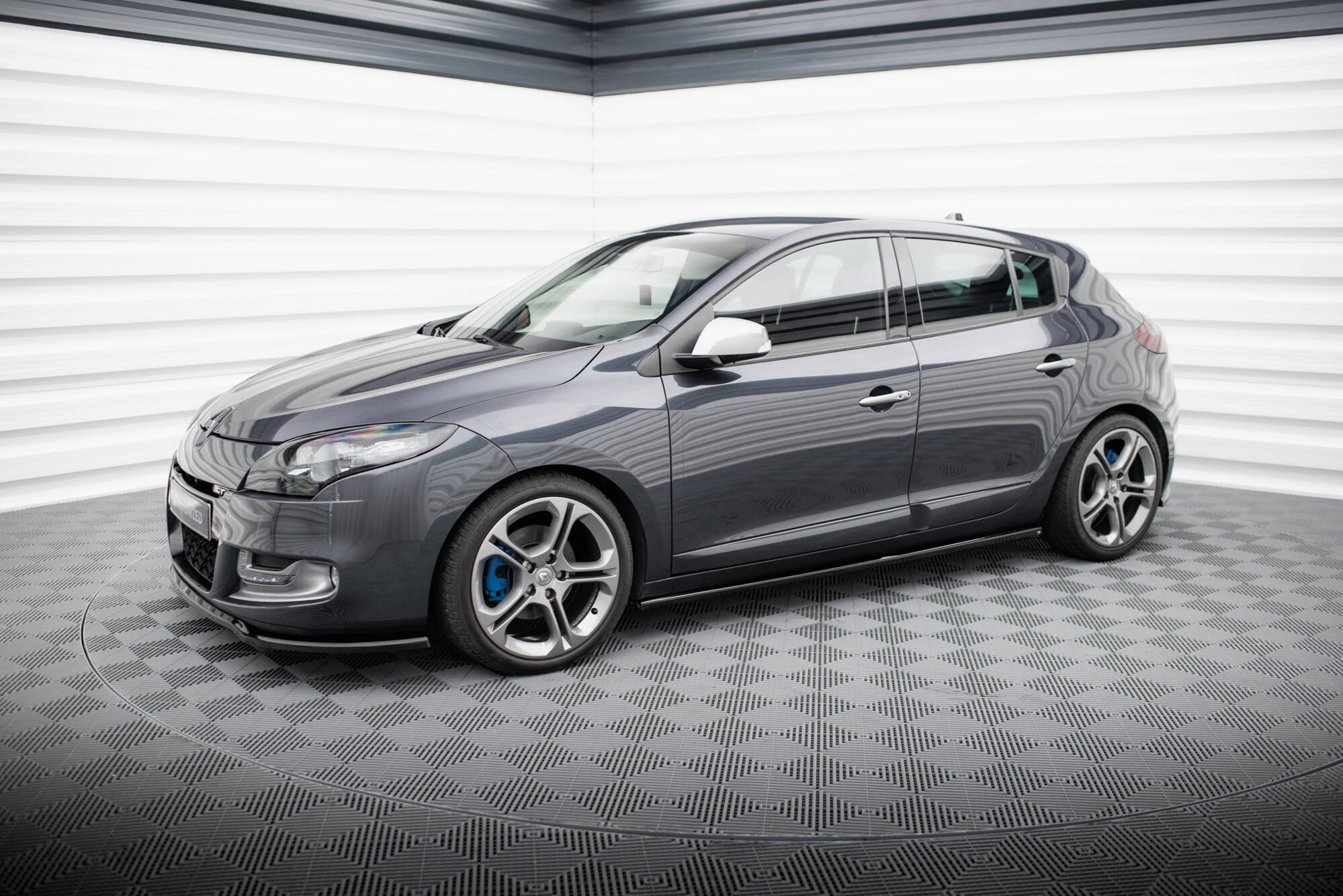 Side Skirts Diffusers Renault Megane GT MK3 Facelift - Image 2
