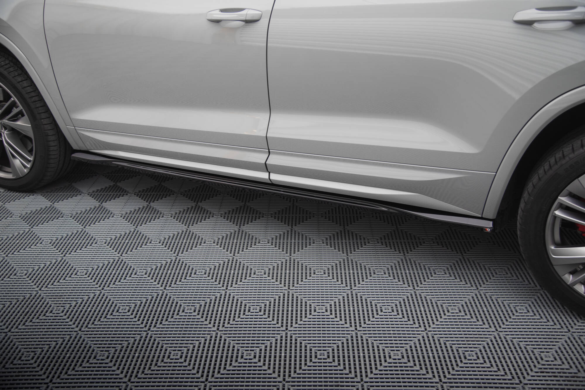 Side Skirts Diffusers Skoda Kodiaq RS Mk1 / Mk1 Facelift - Image 3