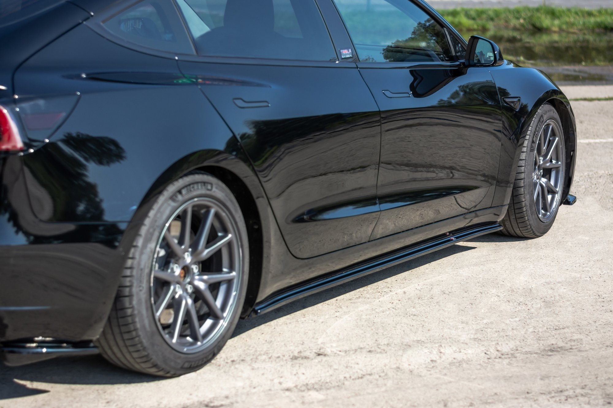 Side Skirts Diffusers Tesla Model 3 / Model 3 Performance Mk1 / Mk1 Facelift - Image 2