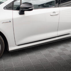 Side Skirts Diffusers Toyota Corolla XII Sedan