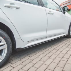 Alternative view of Side Skirts Diffusers Toyota Corolla XII Touring Sports