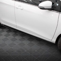 Side Skirts Diffusers Toyota Yaris Mk3 Facelift