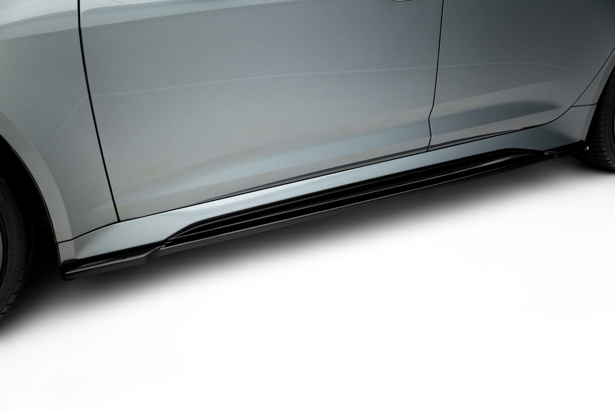 Side Skirts Diffusers V.1 Audi RS6 C8 - Image 3