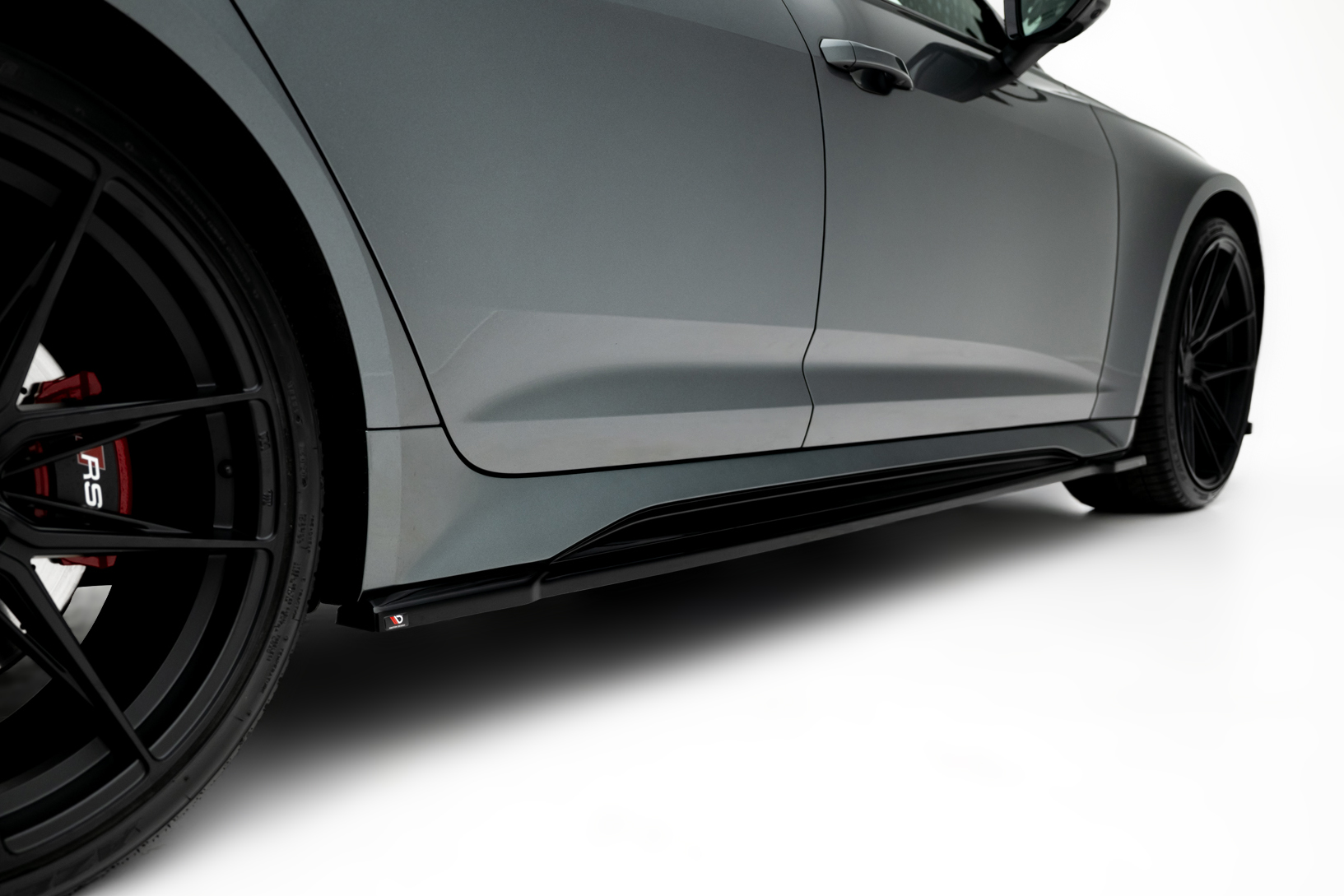 Side Skirts Diffusers V.1 Audi RS6 C8 - Image 4