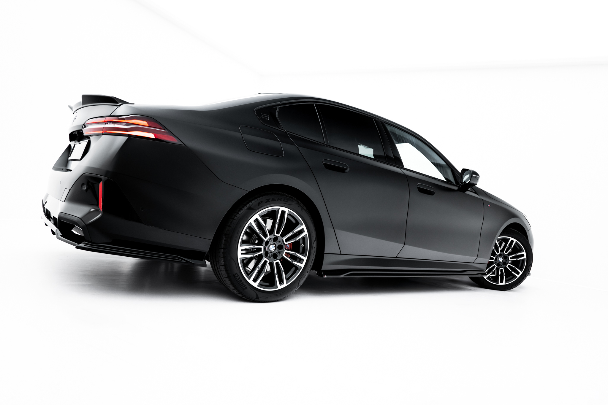 Side Skirts Diffusers V.1 BMW 5 M-Pack Sedan / Touring G60 / G61 - Image 2