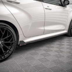 Alternative view of Side Skirts Diffusers  V.1 + Flaps Toyota Yaris Mk4