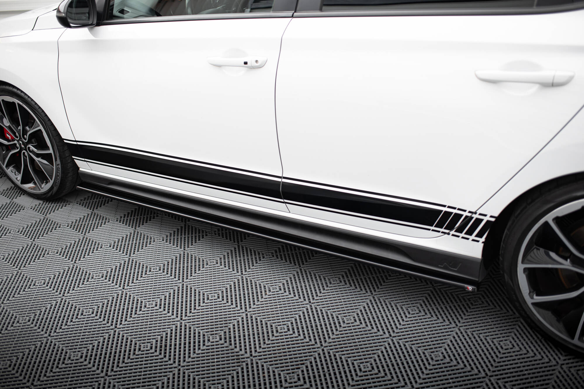 Side Skirts Diffusers V.1 Hyundai I30 N Mk3 Hatchback / Fastback - Image 3